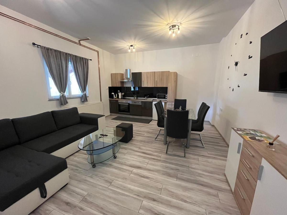 Apartment Tilia Otočac Exterior foto